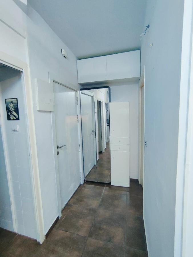 Appartement Nice Flat Within Walking Range To The Beach à Barcelone Extérieur photo